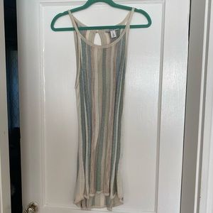 White House black market, women’s size large